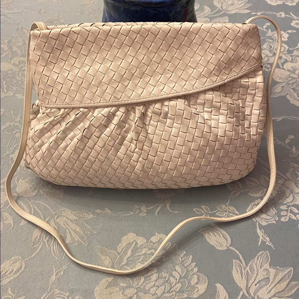 Vintage Meyers USA Woven Cream Crossbody Bag